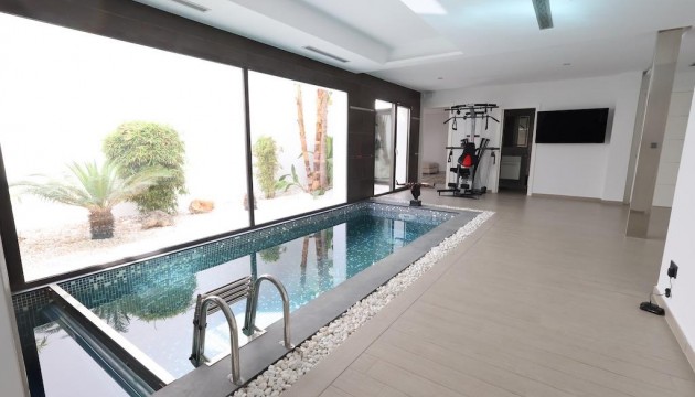 Перепродажа - отдельная вилла - Jávea