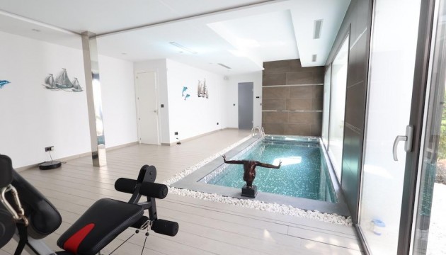 Перепродажа - отдельная вилла - Jávea