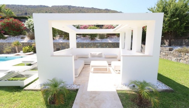 Перепродажа - отдельная вилла - Jávea