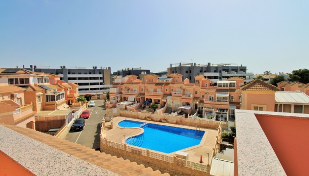Resale - Townhouse - Orihuela Costa - Playa Flamenca
