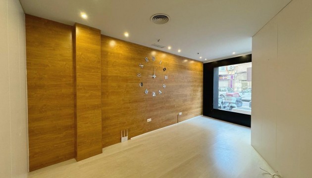 Videresalg - Kommersiell - Guardamar del Segura