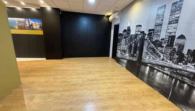 Videresalg - Kommersiell - Guardamar del Segura