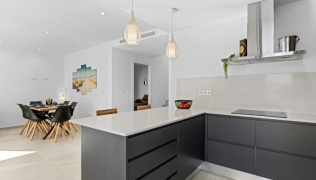 Reventa - Chalet Independiente - San Miguel de Salinas