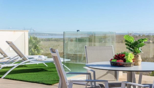 Reventa - Chalet Independiente - San Miguel de Salinas