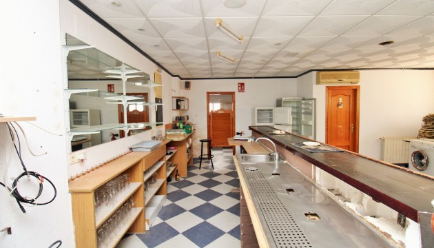 Resale - Commercial - Orihuela Costa - Villamartín