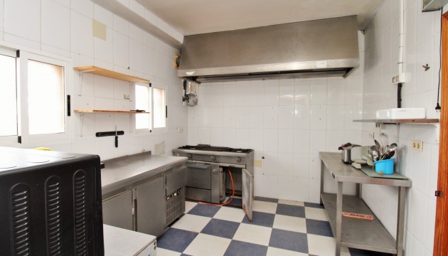 Resale - Commercial - Orihuela Costa - Villamartín