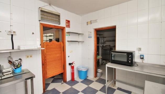 Resale - Commercial - Orihuela Costa - Villamartín