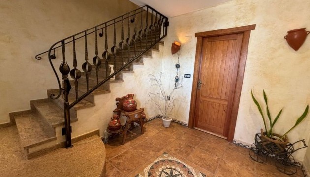 Reventa - Chalet Independiente - Redován