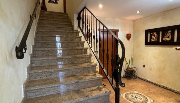 Reventa - Chalet Independiente - Redován