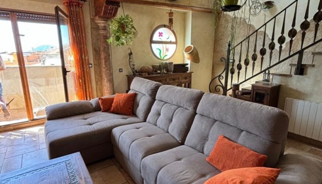 Reventa - Chalet Independiente - Redován