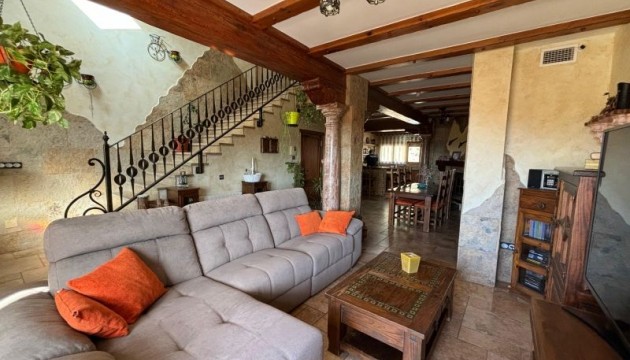 Reventa - Chalet Independiente - Redován