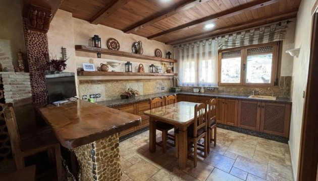 Reventa - Chalet Independiente - Redován