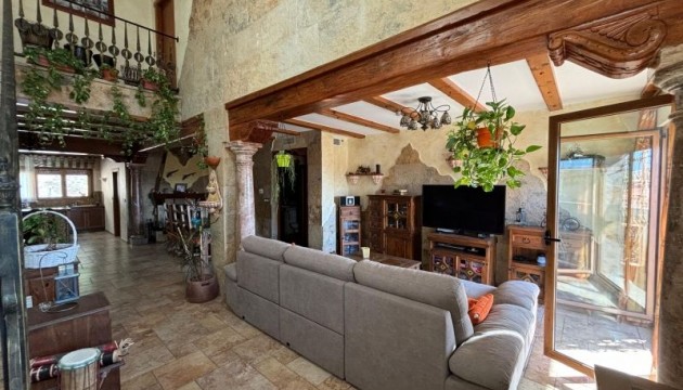 Reventa - Chalet Independiente - Redován