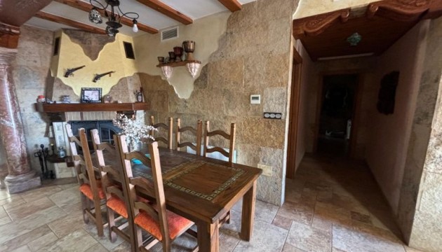 Reventa - Chalet Independiente - Redován