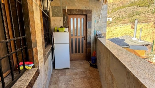 Reventa - Chalet Independiente - Redován