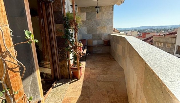 Reventa - Chalet Independiente - Redován