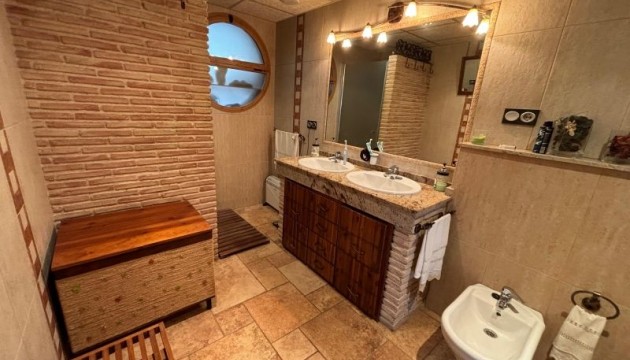 Reventa - Chalet Independiente - Redován