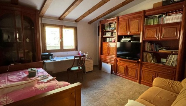 Reventa - Chalet Independiente - Redován