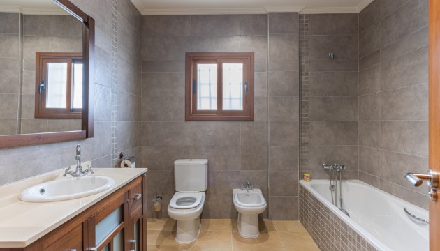 Videresalg - Semi Detached Villa - Los Montesinos