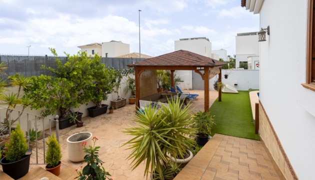 Videresalg - Semi Detached Villa - Los Montesinos
