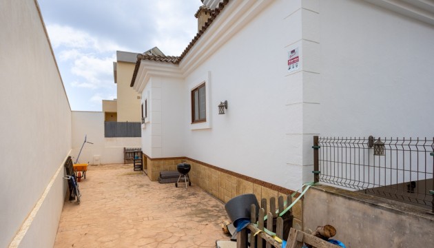 Videresalg - Semi Detached Villa - Los Montesinos