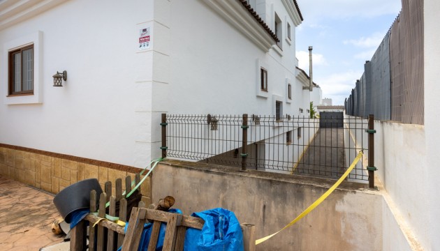 Videresalg - Semi Detached Villa - Los Montesinos