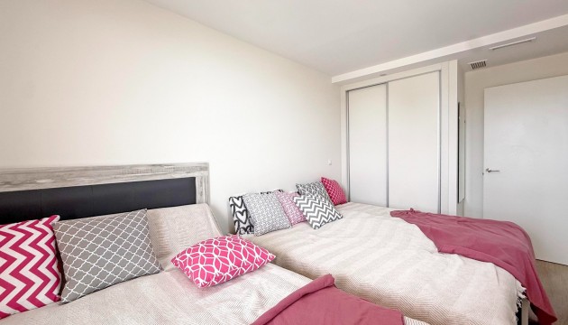 Resale - Apartment - Cartagena - Playa Honda