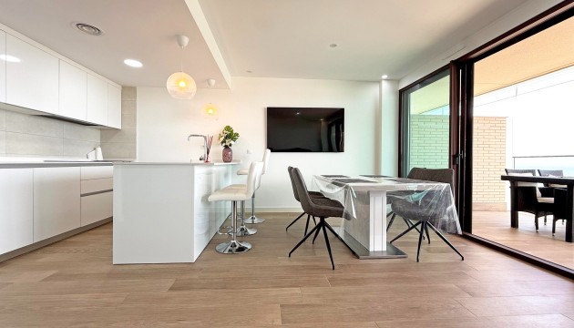 Resale - Apartment - Cartagena - Playa Honda