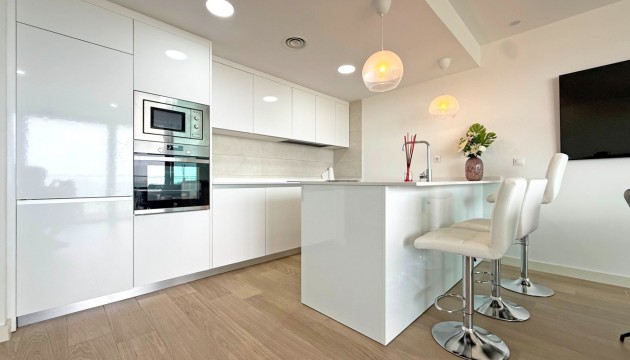 Resale - Apartment - Cartagena - Playa Honda