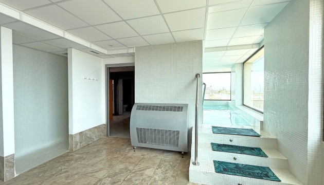 Resale - Apartment - Cartagena - Playa Honda