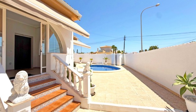 Begagnad - Fristående Villa - Rojales - Ciudad Quesada