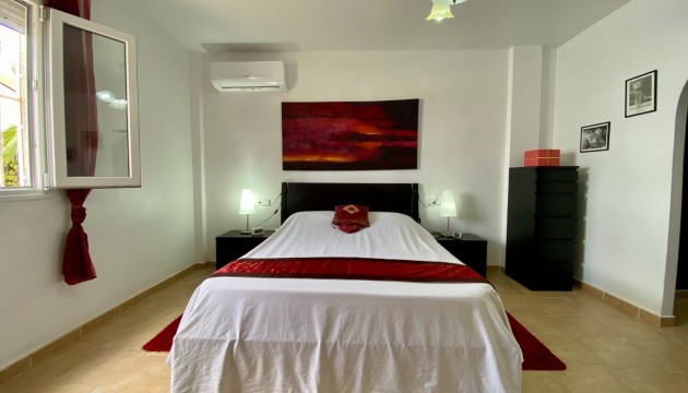 Reventa - Chalet Independiente - Algorfa