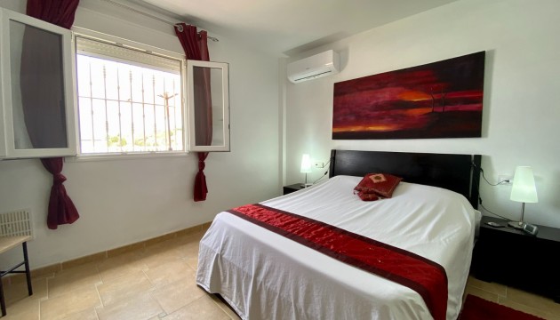 Reventa - Chalet Independiente - Algorfa