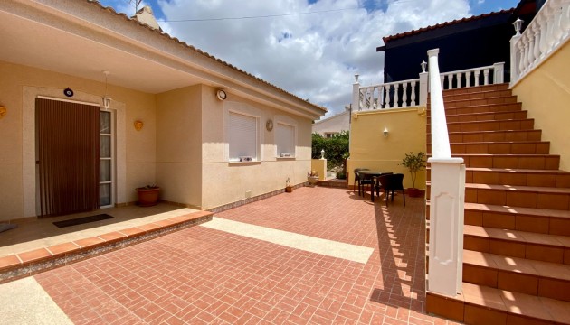 Reventa - Chalet Independiente - Algorfa