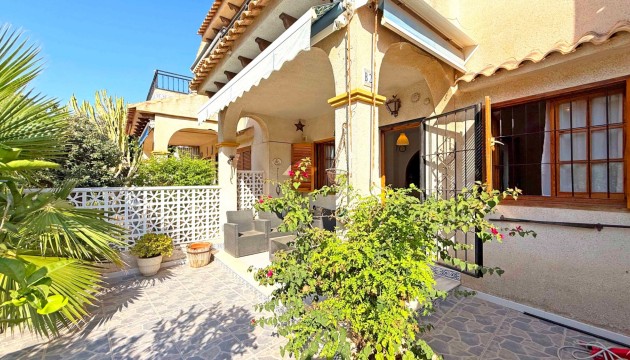 Resale - Apartment - Torrevieja - Torrelamata - La Mata