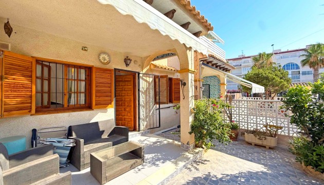Resale - Apartment - Torrevieja - Torrelamata - La Mata