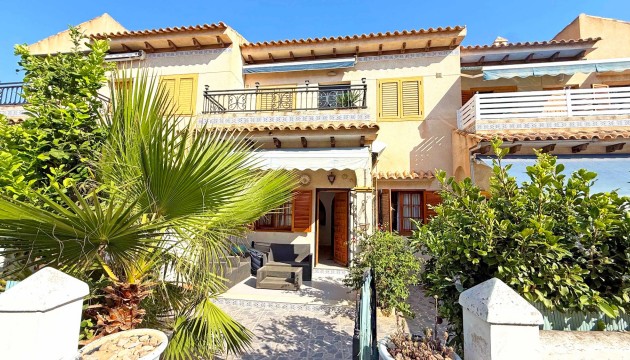 Resale - Apartment - Torrevieja - Torrelamata - La Mata