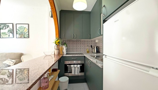 Resale - Apartment - Torrevieja - Torrelamata - La Mata