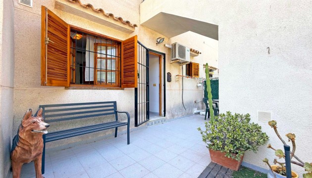 Resale - Apartment - Torrevieja - Torrelamata - La Mata