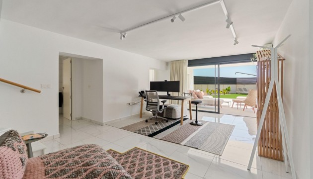 Resale - Detached Villa - Torrevieja - La Veleta