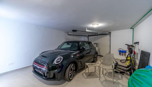 Resale - Detached Villa - Torrevieja - La Veleta