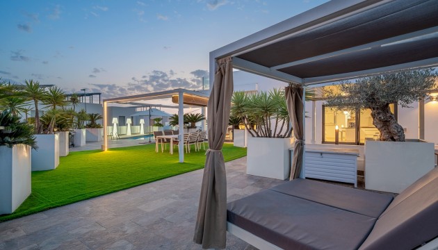 Begagnad - Fristående Villa - Orihuela Costa - Villamartín