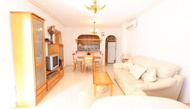 Resale - Bungalow - Orihuela Costa - Punta Prima