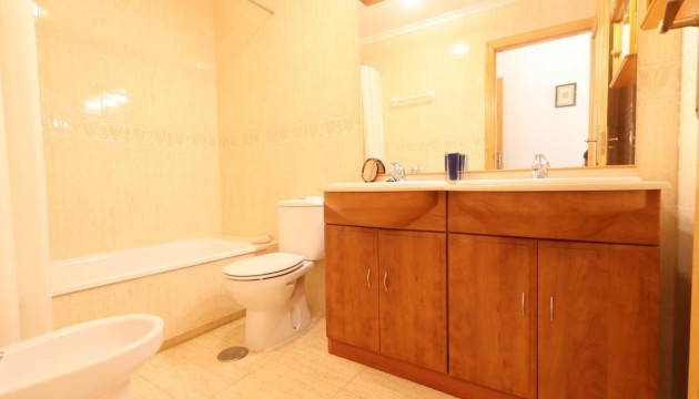 Resale - Bungalow - Orihuela Costa - Punta Prima