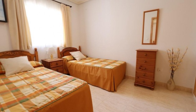 Resale - Bungalow - Orihuela Costa - Punta Prima