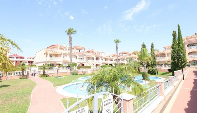 Resale - Bungalow - Orihuela Costa - Punta Prima