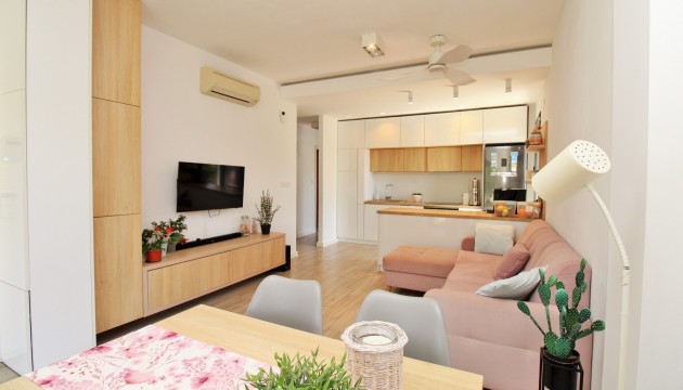 Resale - Detached Villa - Orihuela Costa - La Zenia