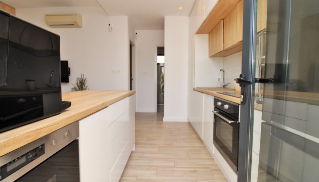 Resale - Detached Villa - Orihuela Costa - La Zenia