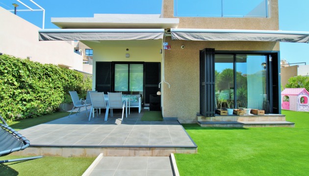 Resale - Detached Villa - Orihuela Costa - La Zenia