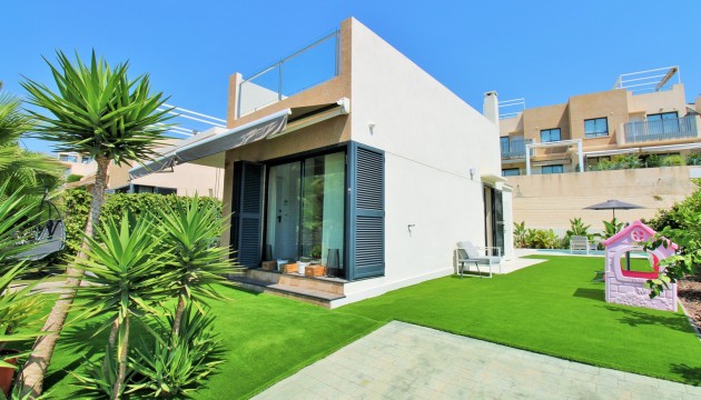 Resale - Detached Villa - Orihuela Costa - La Zenia